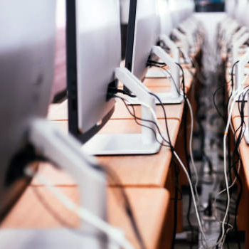 An empty computer lab