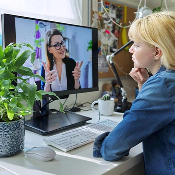 female student in an online class